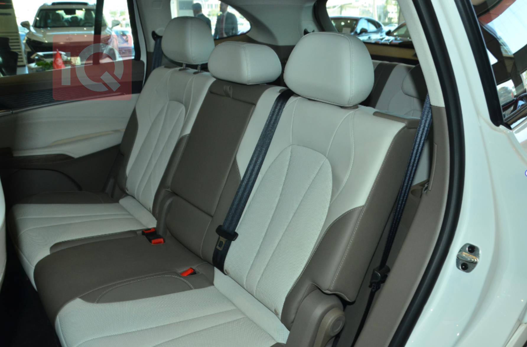 https://cdn.iqcars.ioScreenshot2025-02-16at3.46.00PM.png